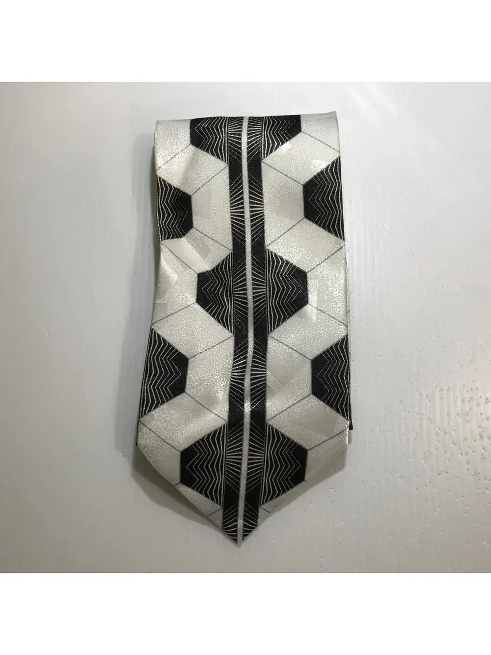 Sang Ho Silk Trad Co. White Black Wide Classic Mens Necktie 58”